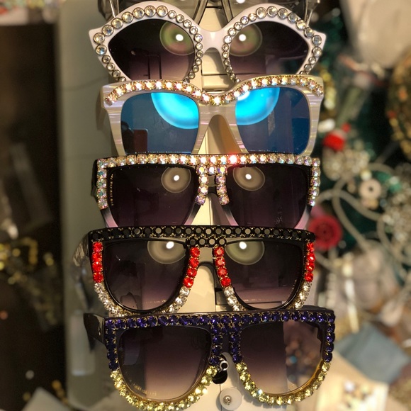 ✨Custom Items Ahead✨ - Picture 4 of 6